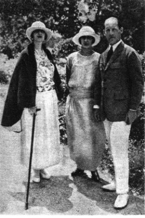 1923-tatoi-mignon.jpg