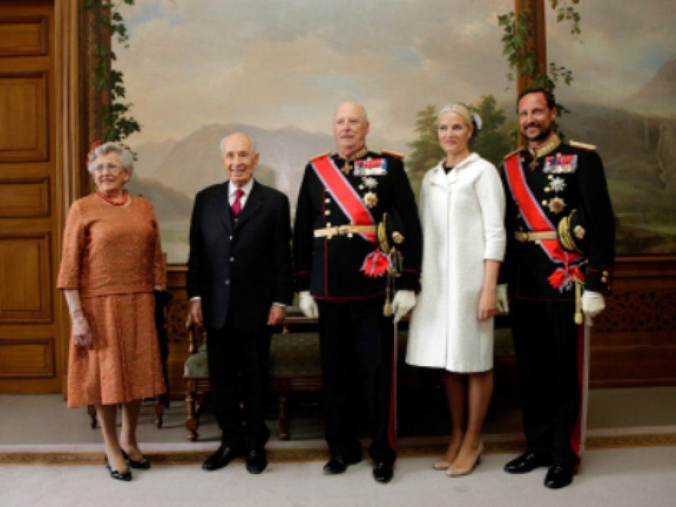 La famille royale de Norvège reçoit le président israélien