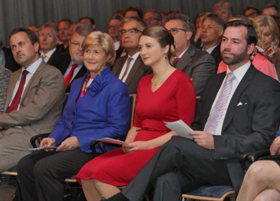 Guillaume et Stéphanie de Luxembourg à la Foire de Luxembourg