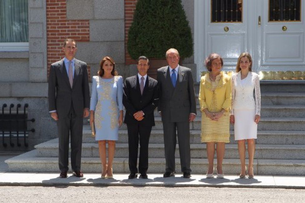 La famille royale espagnole accueille le président du Mexique