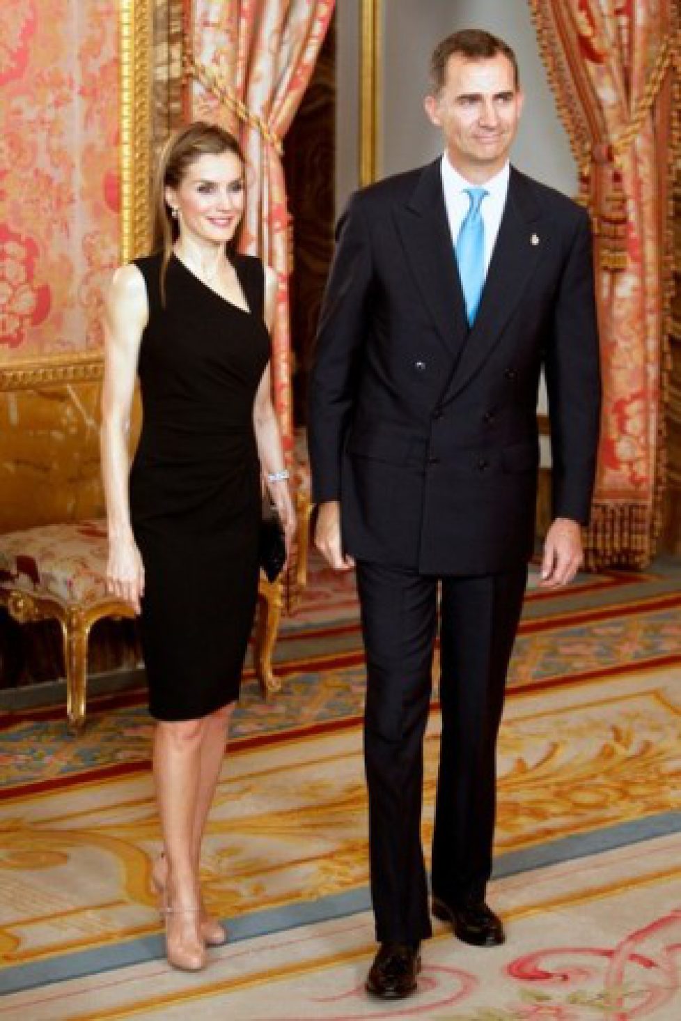 Felipe et Letizia d’Espagne à une réunion de la Fondation Prince des Asturies