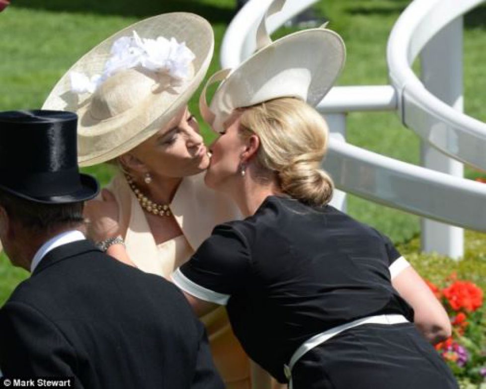 L’art de se saluer à Ascot L’art de se saluer à Ascot