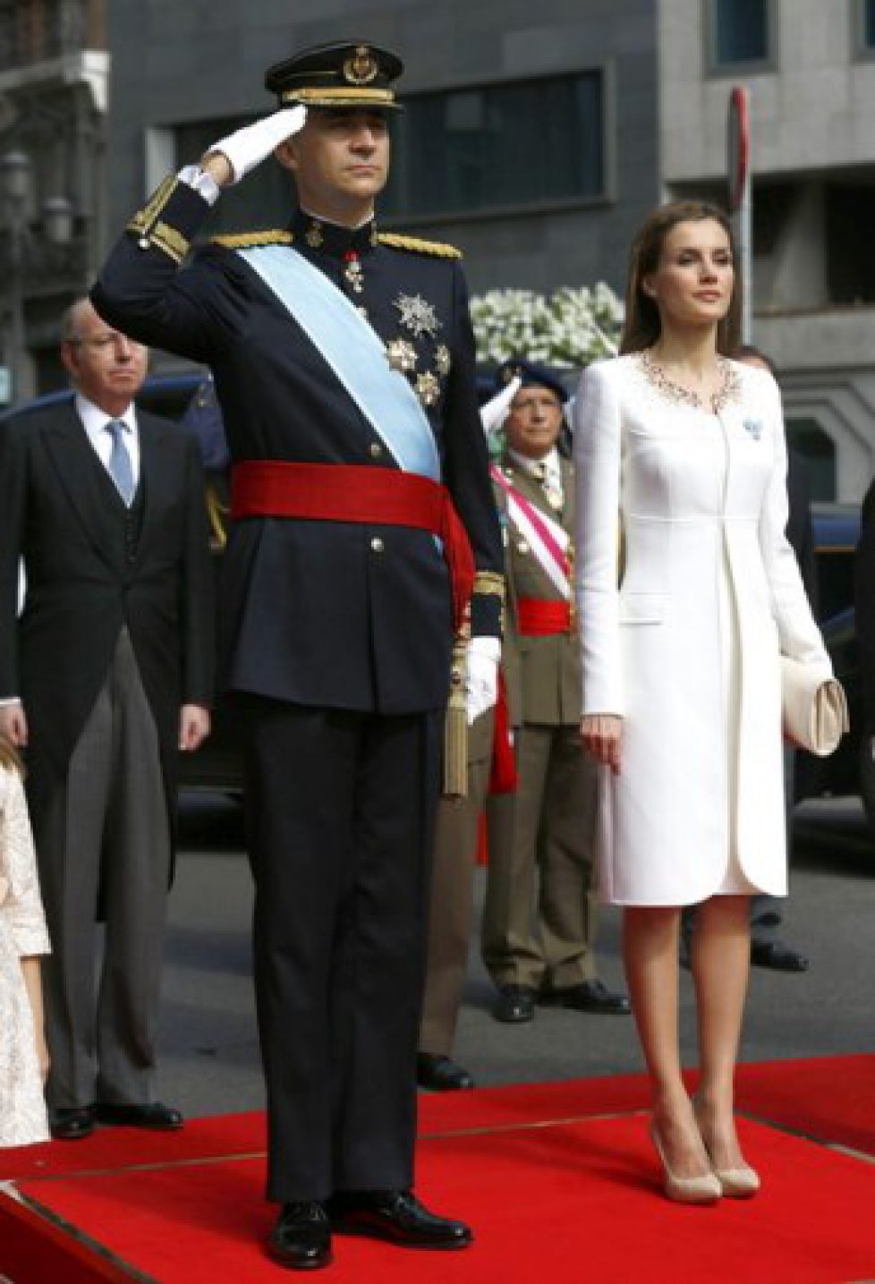 La tenue de la reine Letizia