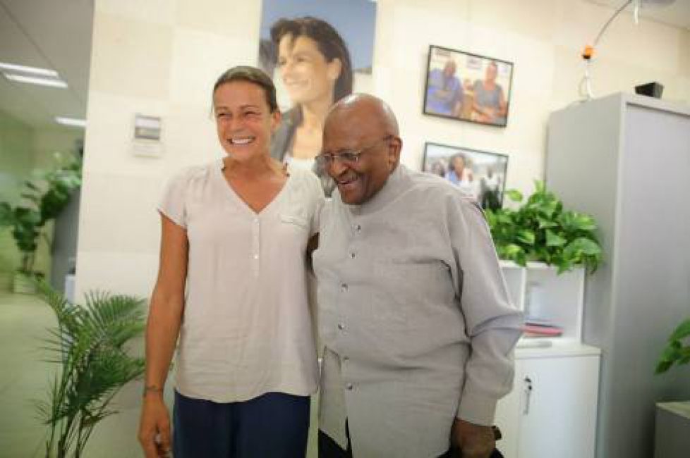 Stéphanie de Monaco reçoit Desmond Tutu