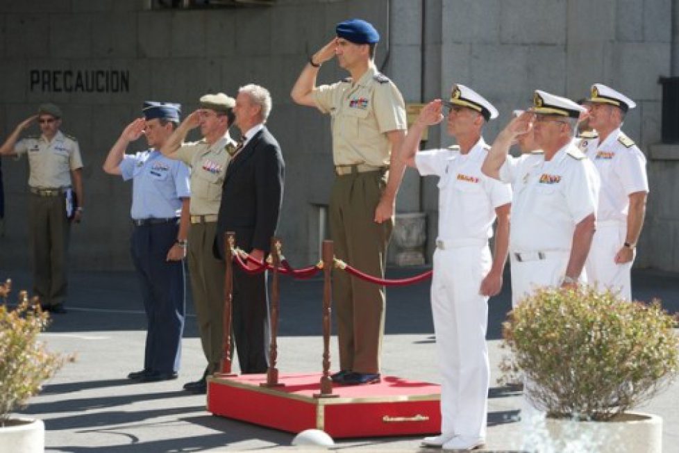 Le roi d’Espagne à l’Etat major de la défense