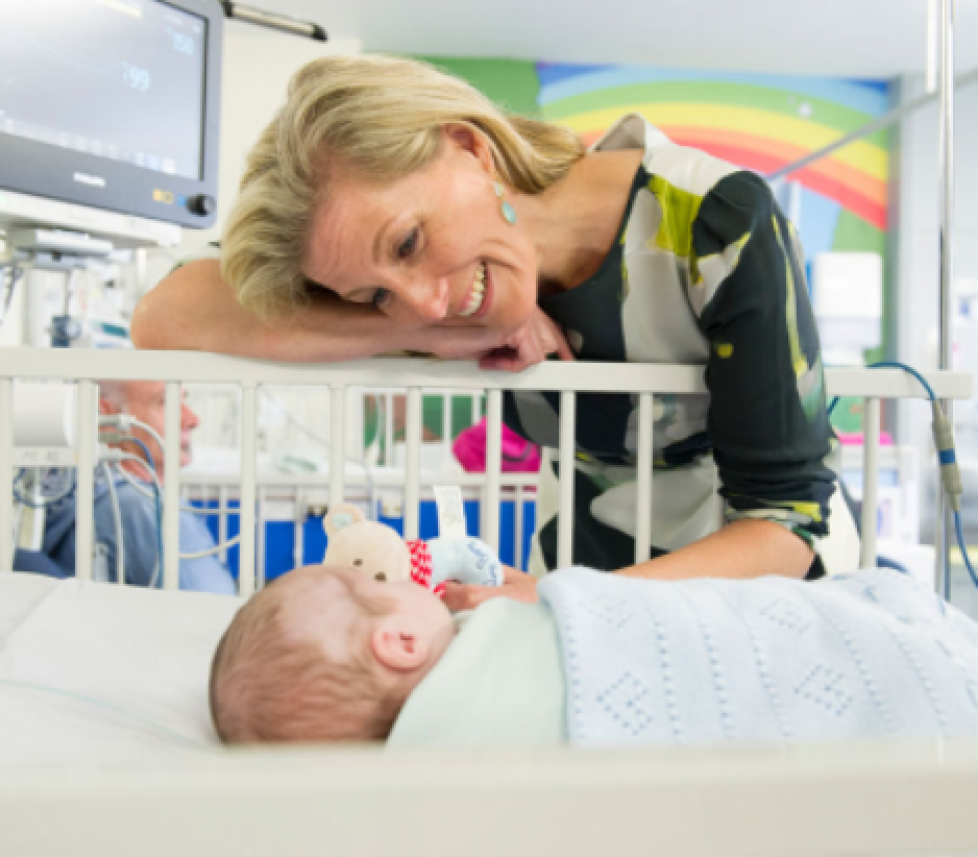 La comtesse de Wessex en visite dans un hôpital de Leeds