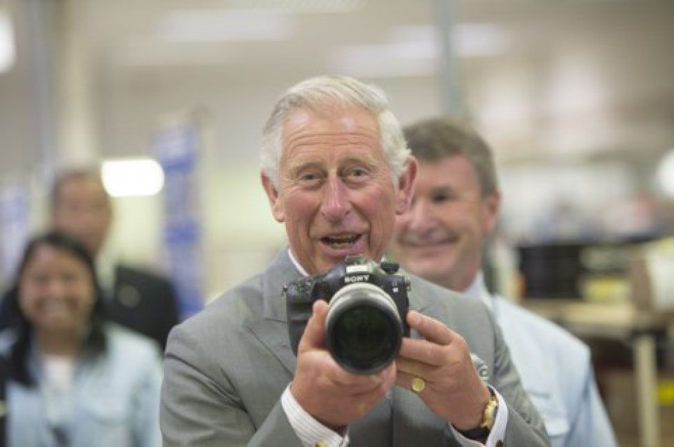 Le prince Charles au centre technologique de Sony