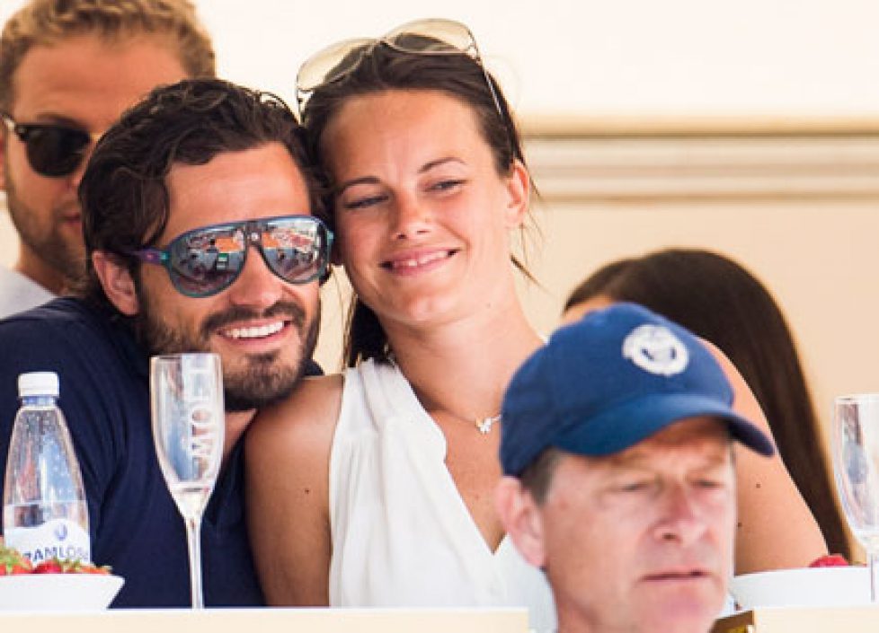 Carl Philip de Suède et Sofia à un tournoi de tennis