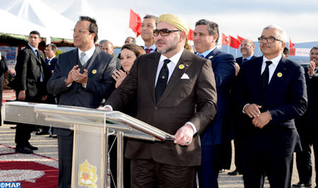 sm_le_roi_procede_au_lancement_dimportants_projets_hydro-agricoles_a_tazouta_-_m