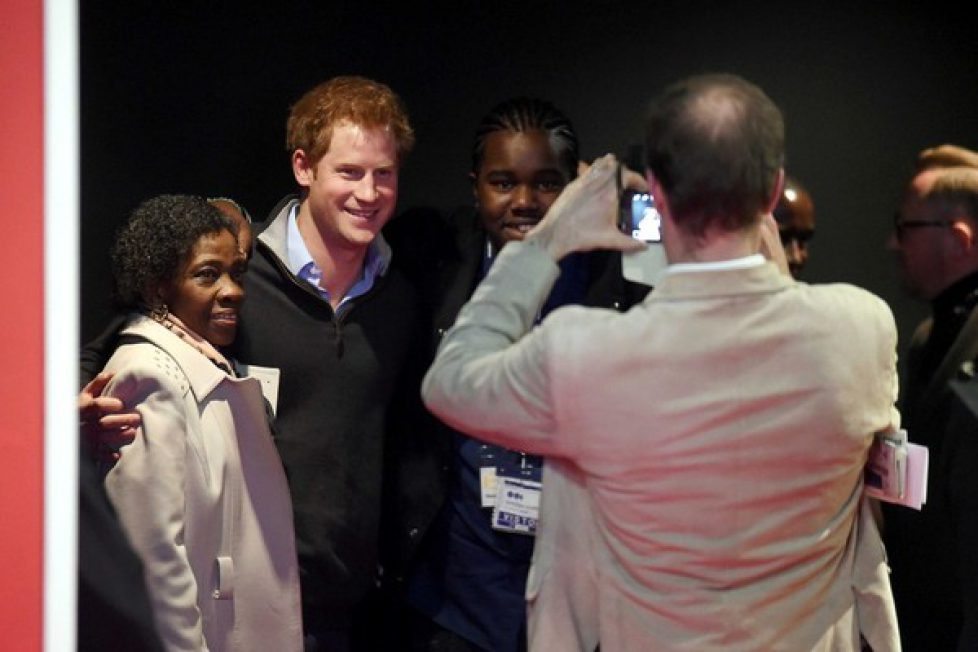 Prince+Harry+Vists+Nottingham+tdGUt5X-Fggl