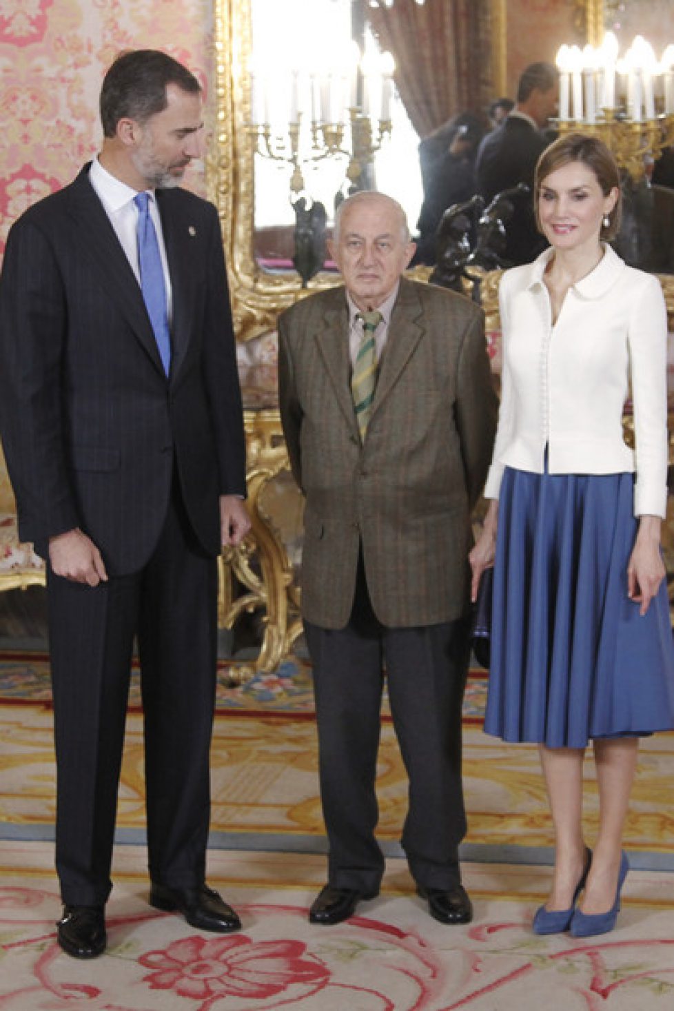 Spanish+Royals+Meet+Literature+Personalities+-mlD5WeLmQjl