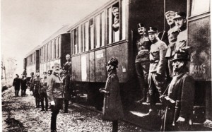 Le train royal a¦Ç quelques kilome¦Çtres de Budapest