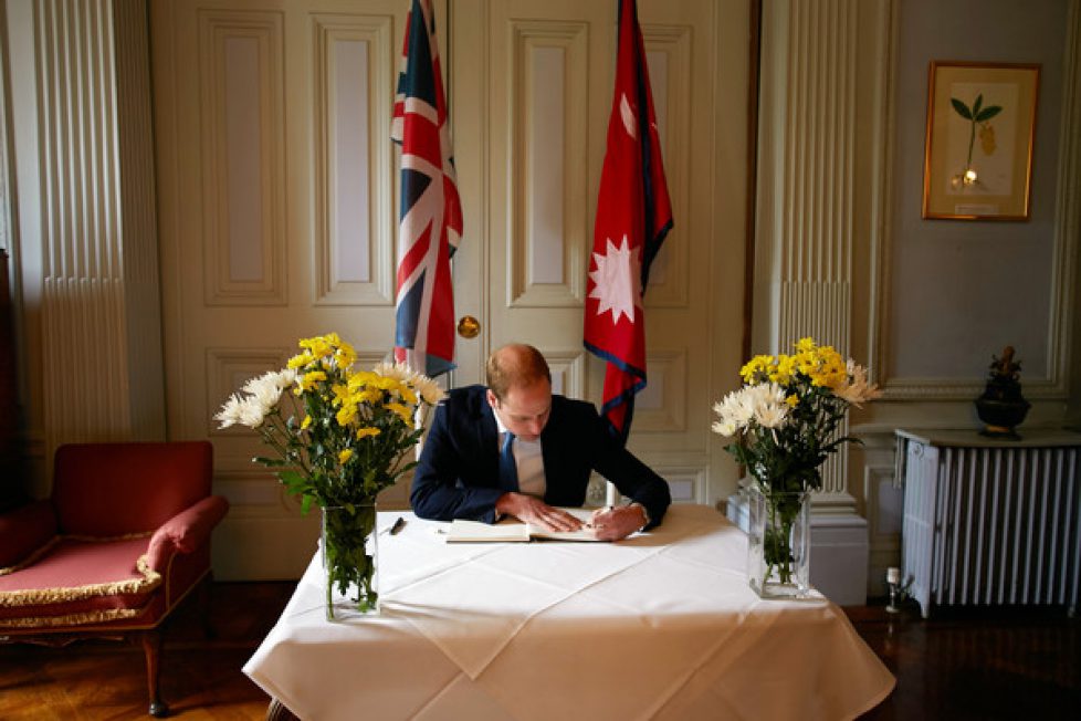 Prince+William+Signs+Book+Condolence+Victims+y21bMC_uSLGl