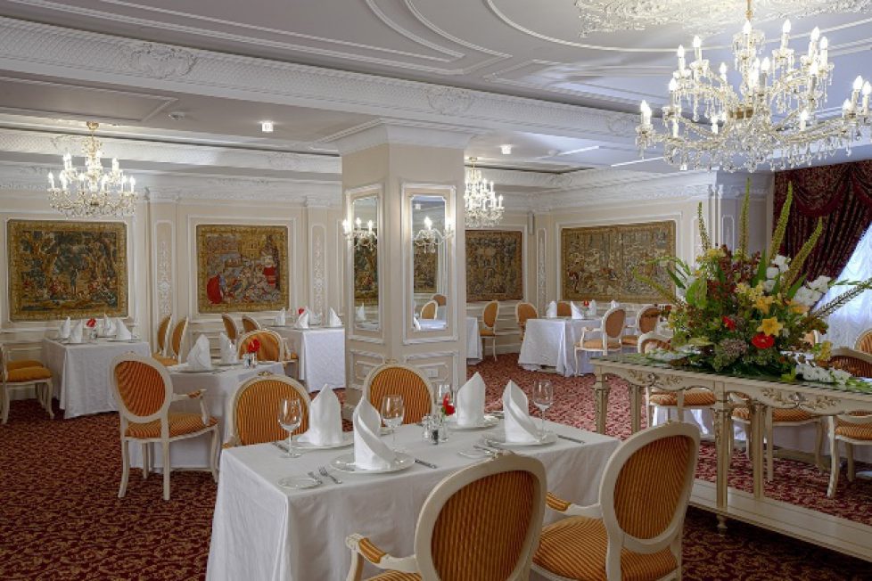 03.The-Official-State-Hermitage-Hotel-Catherine-the-Great-Restaurant
