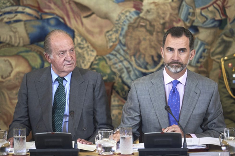 King+Felipe+VI+Spain+King+Juan+Carlos+Attend+I39b-IvKKqdl