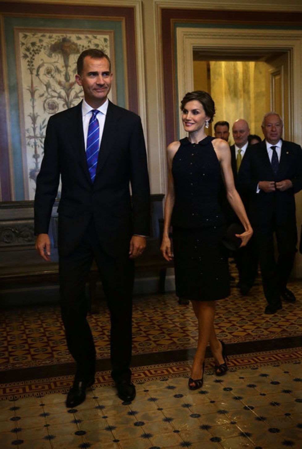 King+Felipe+Queen+Letizia+Meet+Lawmakers+Capitol+DxYxjzUaOHYl