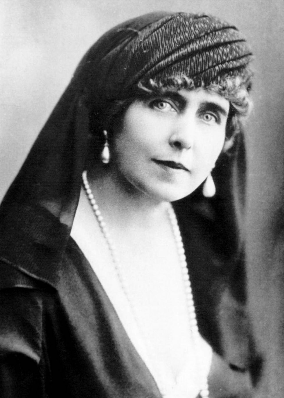 queen-marie-of-romania-photo-261