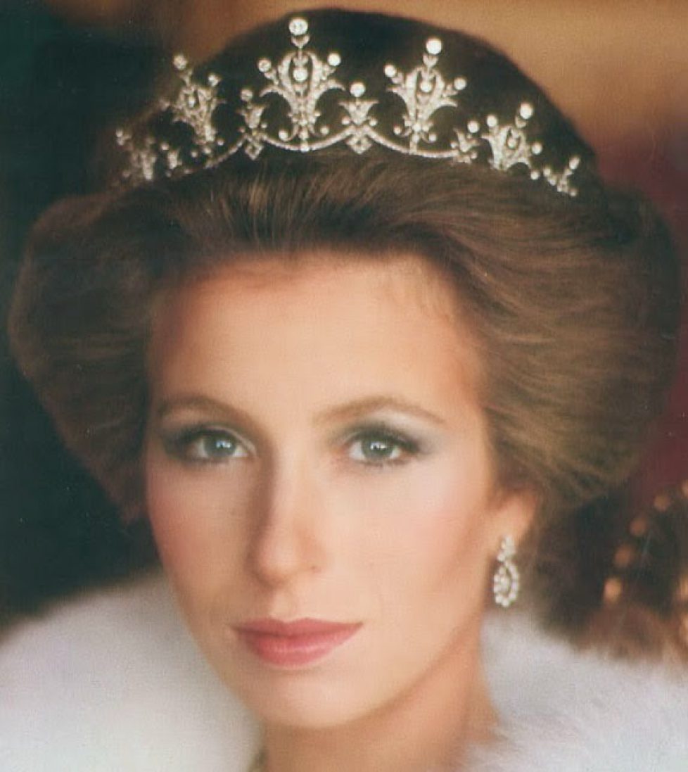 Festoon Diamond Tiara (1973) for Princess Anne 1