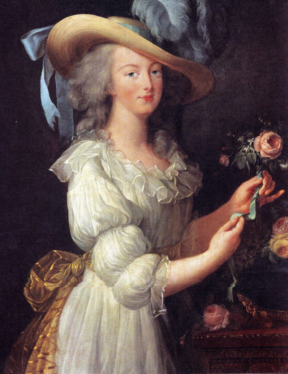 Marie_Antoinette_in_Muslin_dress