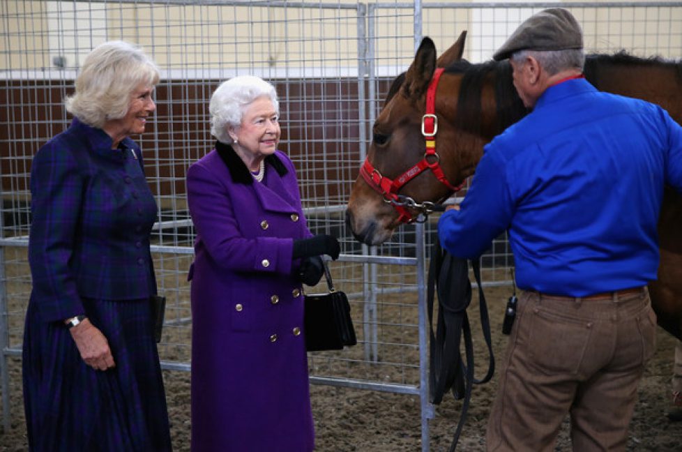 Queen+Duchess+Cornwall+Attend+Engagement+Support+e4lFlvOVfnpl