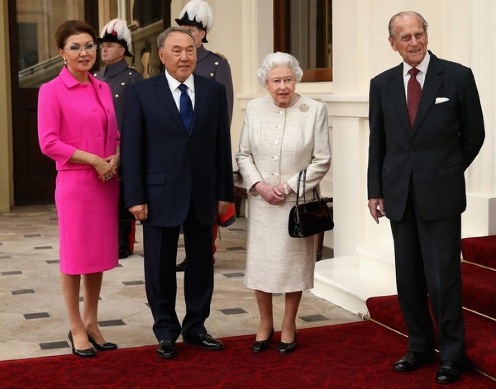 Queen+Receives+President+Kazakhstan+0bIaZbj72qel