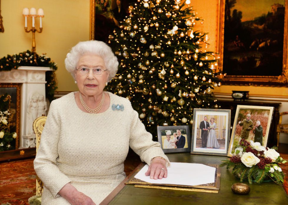 Queen+Elizabeth+II+Christmas+Broadcast+2015+z0hNX3-j8JYl