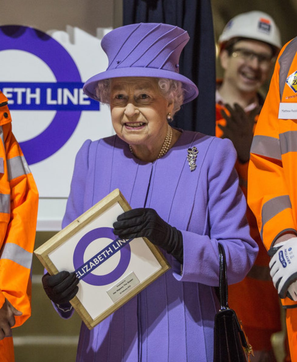 Queen+Visits+Crossrail+Station+Site+Bond+Street+9Gf8kCK-y5bl