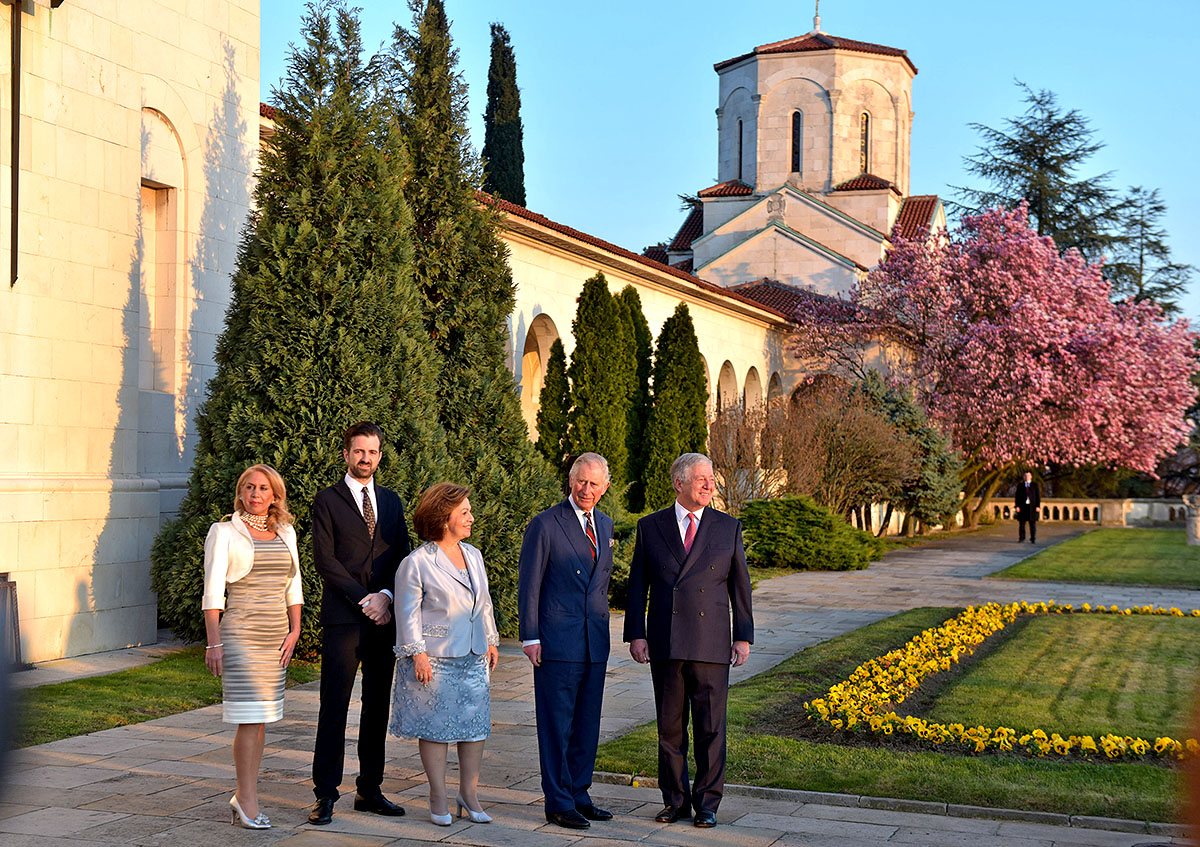 Le prince Charles en visite chez le prince Alexandre de Serbie