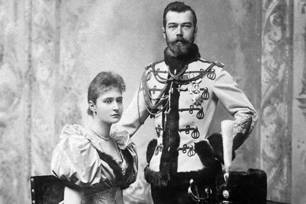 web-tsar-nicholas-ii-alexandra-romanov-cc