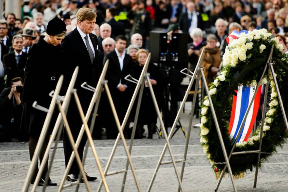 nationale-herdenking-kranslegging