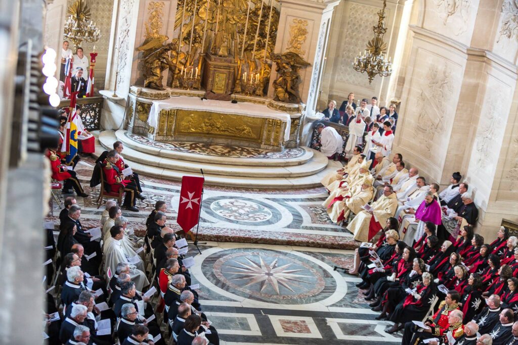 Cérémonie de l’Ordre de Malte à Versailles – Noblesse & Royautés
