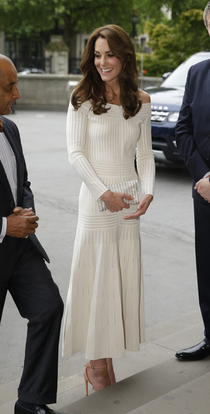 Duchess+Cambridge+Presents+Art+Fund+Museum+xa2yk2l8koCl