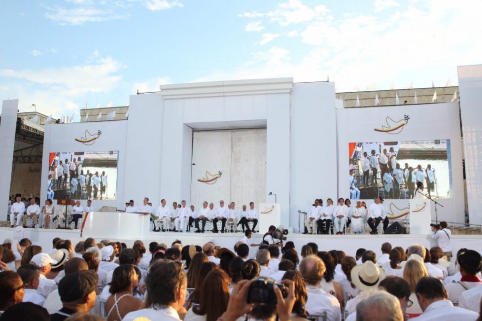 rey_juan_carlos_firma_paz_colombia_farc_20160926_11