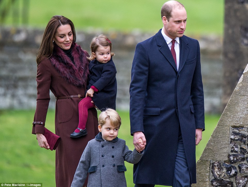 3b9ff2f500000578-4064832-in_another_unusual_move_for_the_family_kate_and_william_chose_to-a-48_1482663668020