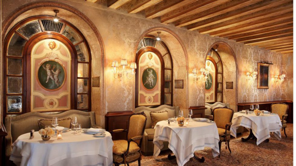 Club-del-Doge-Restaurant---inside-view---The-Gritti-Palace