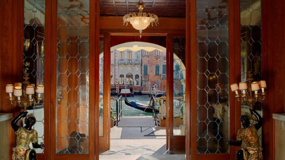 Grand_Canal_Entrance_Lobby