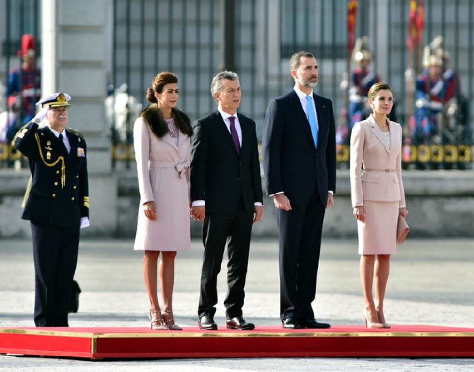 Spanish+Royals+Receive+President+Mauricio+PZR-2Bo9CQEl