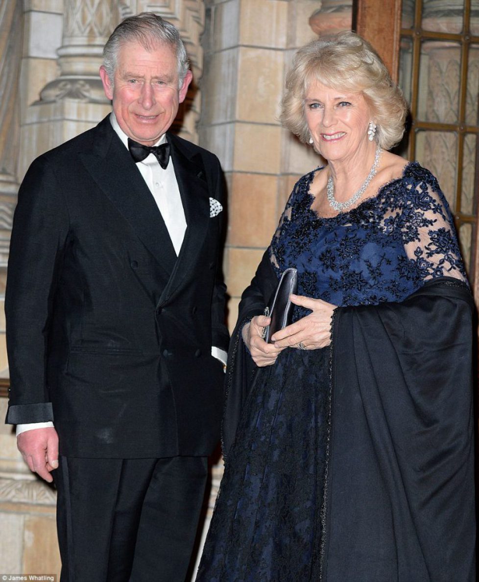 30D1AC0B00000578-3428809-Charles_and_Camilla_joined_450_dinner_guests_at_the_Natural_Hist-a-39_1454444450589