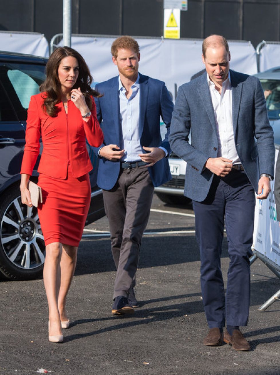 Duke+Duchess+Cambridge+Prince+Harry+Officially+7Ao7KO8mo25l