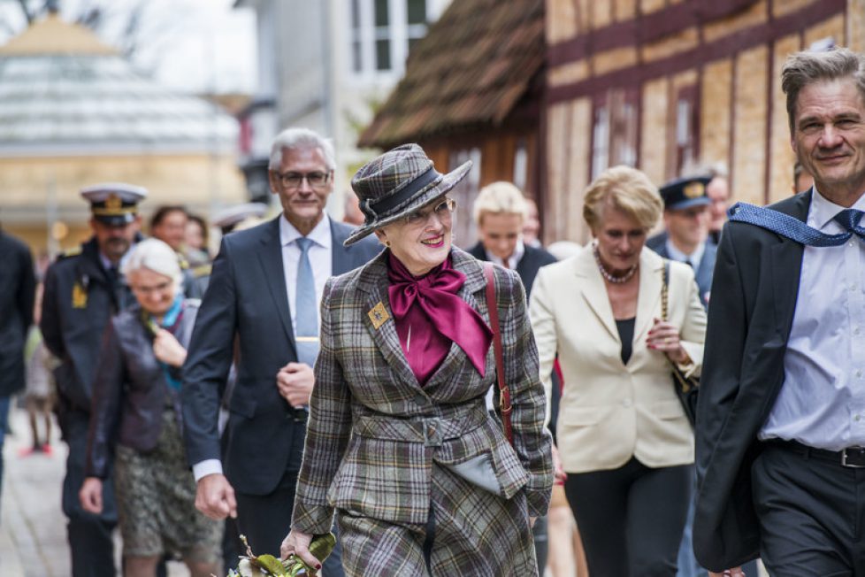 Dronning åbner den store byhistoriske fortælling i Den Gamle By