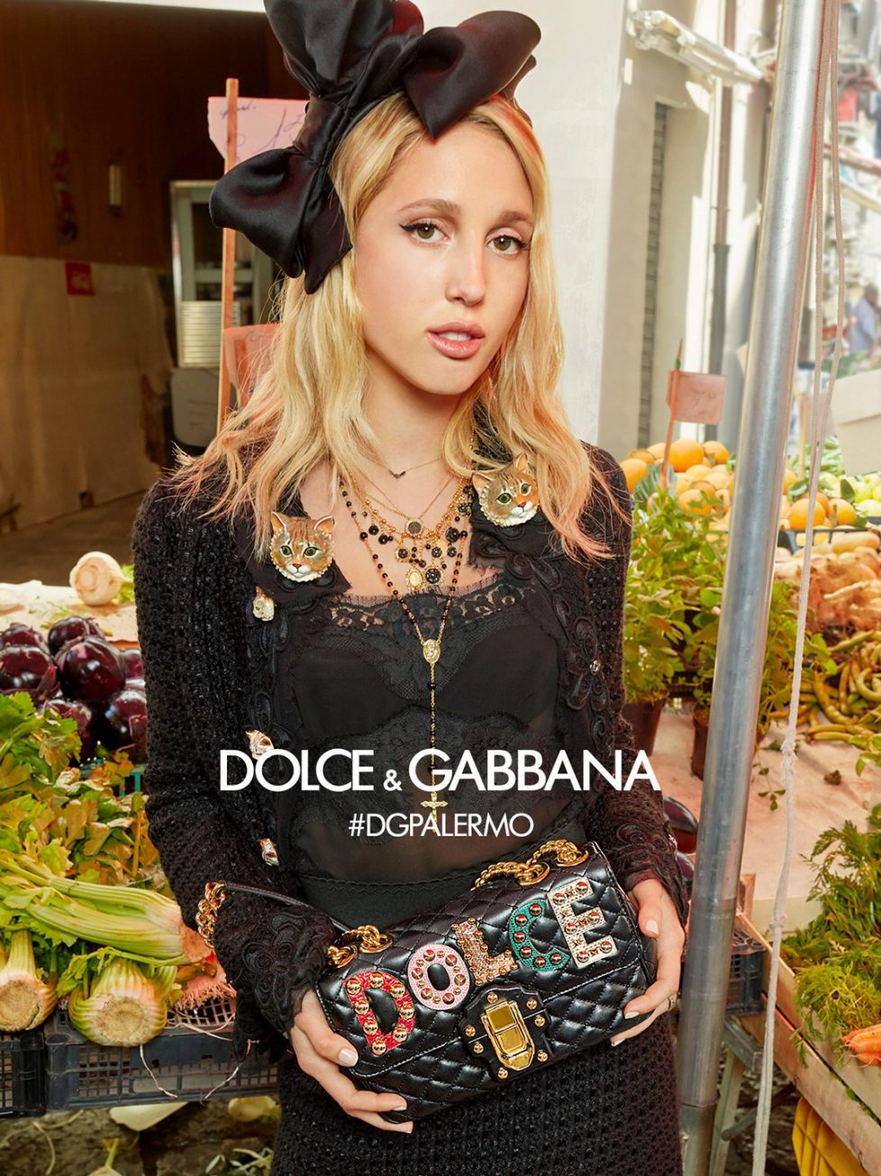 Maria Olympia de Grèce dans la campagne Dolce & Gabbana