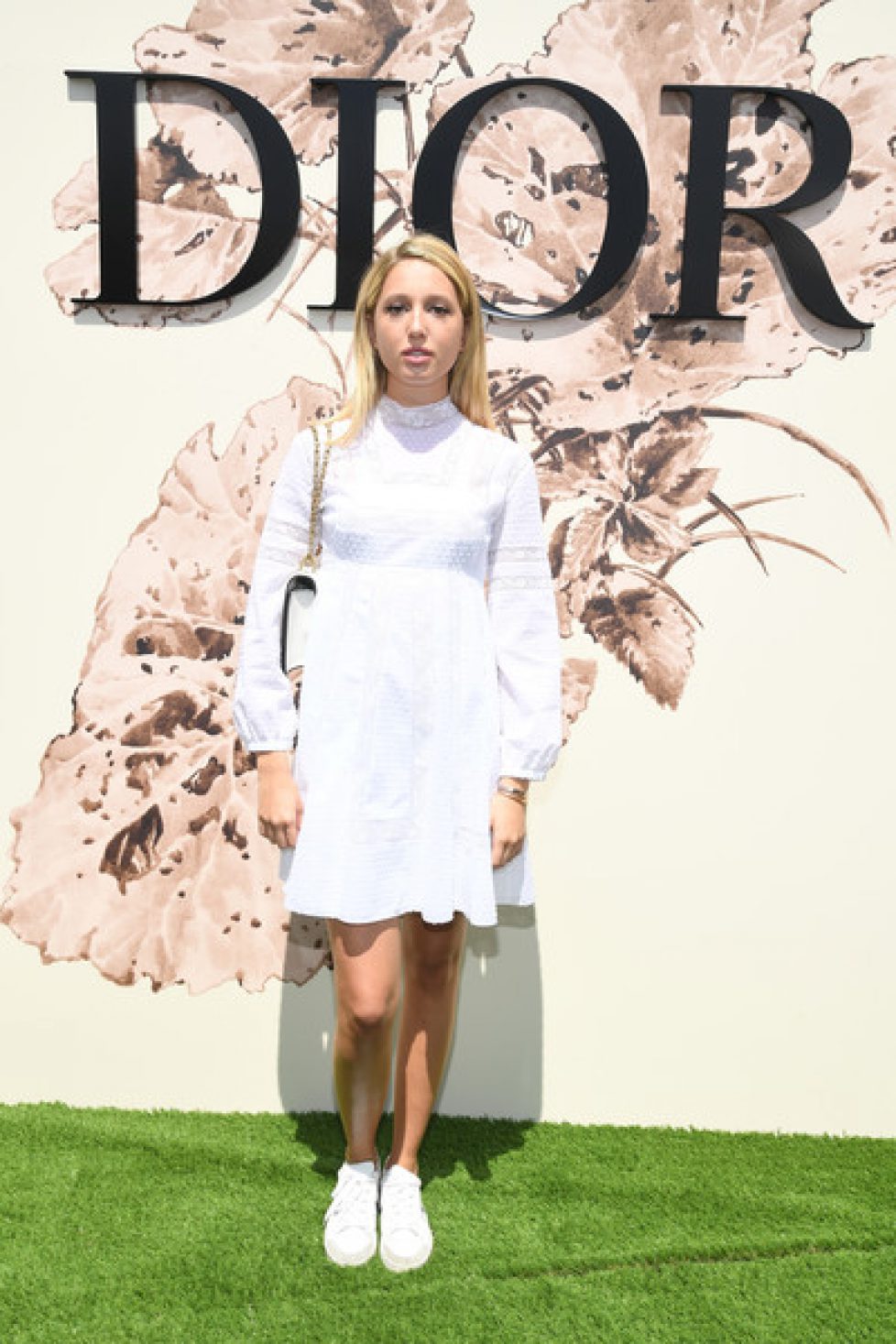 Christian+Dior+Photocall+Paris+Fashion+Week+7V0rUdOSdrAl