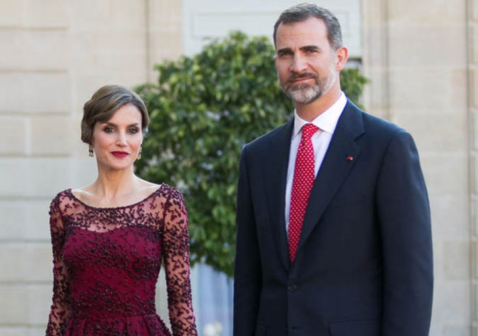 King-Felipe-VI-and-his-wife-Queen-Letizia-908032