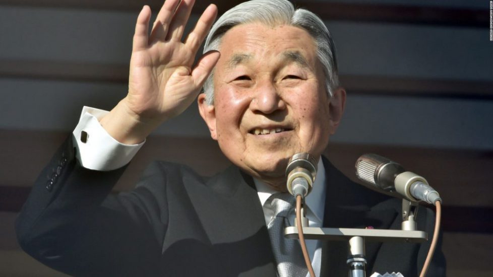 160713111048-emperor-akihito-full-169