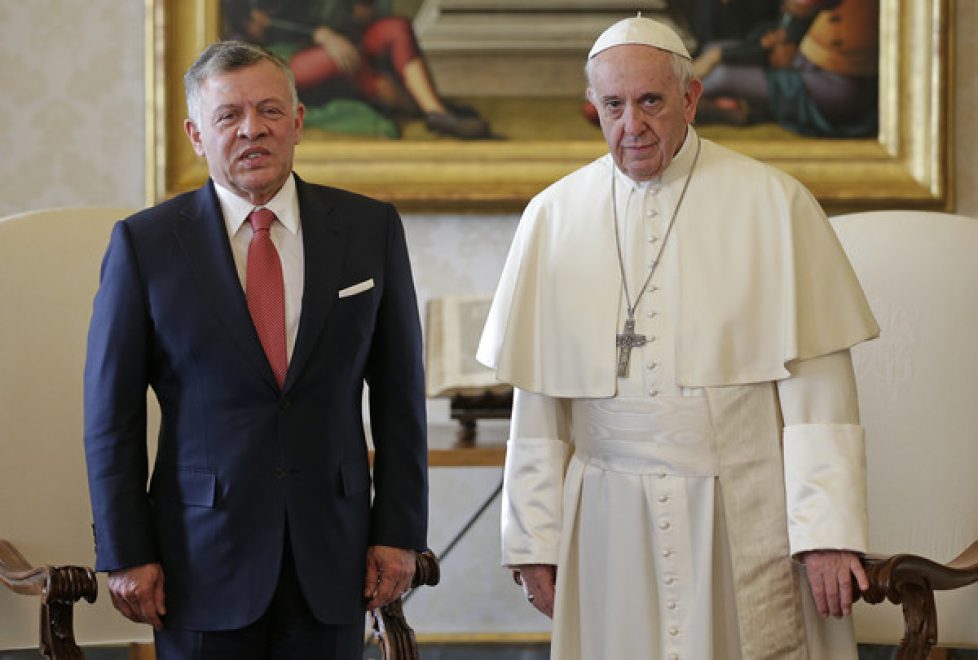 Pope+Francis+Meets+King+Abdullah+II+Jordan+onaCUYBUiJzl