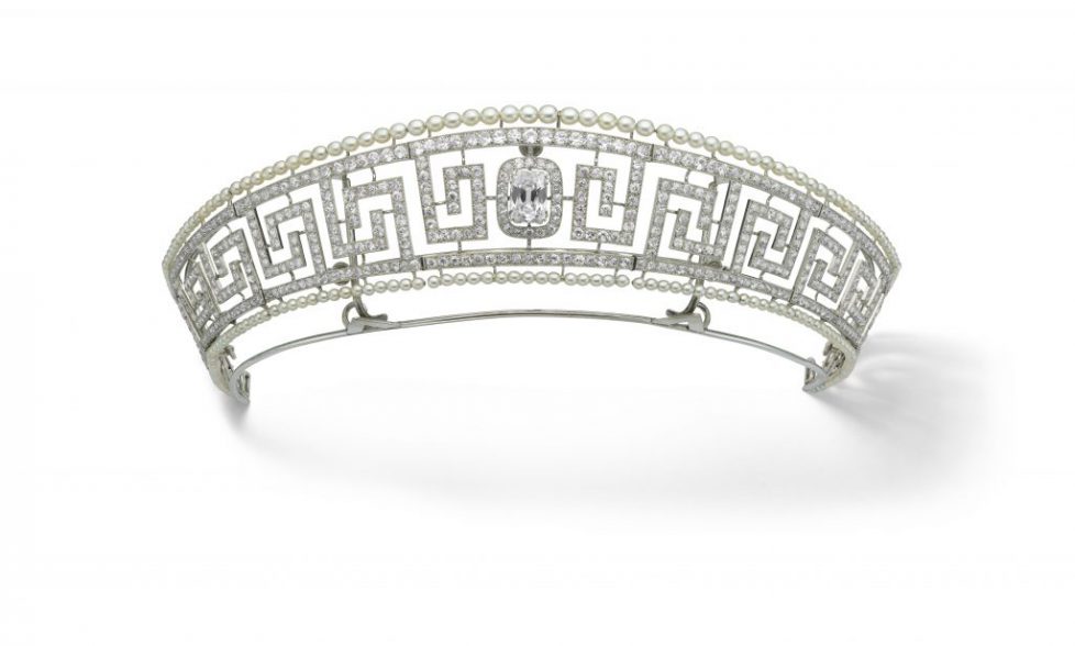 Diamond_and_pearl_tiara_saved_from_the_Lusitania_Cartier_Paris_1909._Previously_owned_by_Lady_Marguerite_Allan._Marian_G+¬rard_Ca