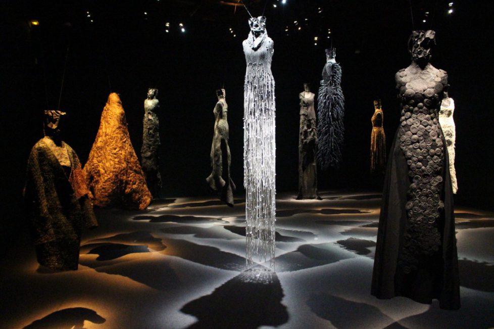 Exposition « Les robes sculptures de Nourredine Amir »