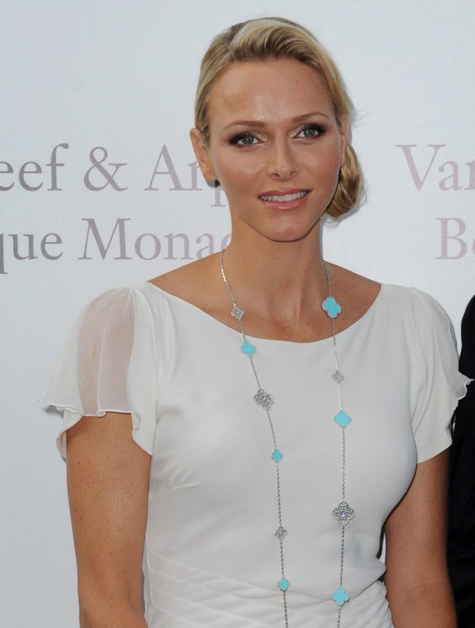 Monaco Boutique Inauguration_Princess Charlene Alhambra set_2