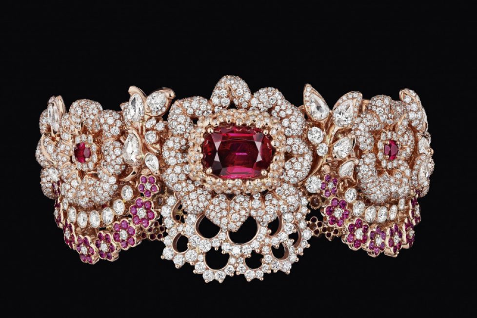 370314-dior-haute-joaillerie-l-expo-gratuite-au-musee-d-art-moderne-de-paris-3