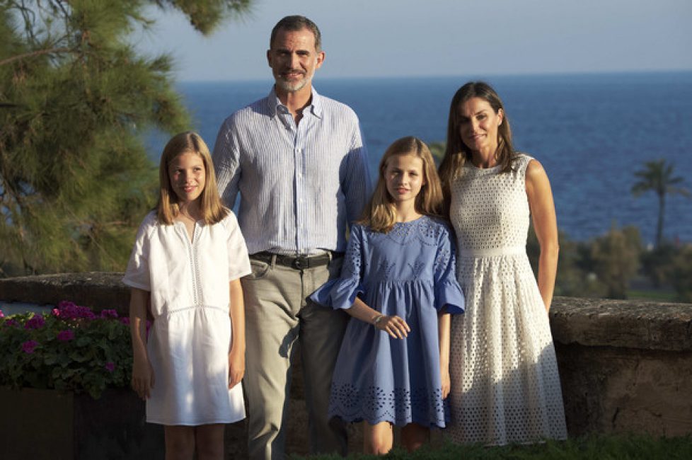 Spanish+Royals+Summer+Photocall+Palma+De+Mallorca+Mmpnc5iG_BWl